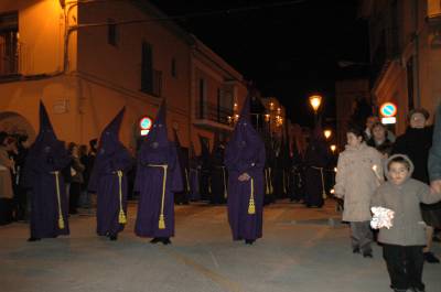 Moncofa: Emotiva y multitudinaria procesin del Santo Entierro