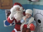 Papa Noel visito a los más pequeños de la guardería la infantil la Balena