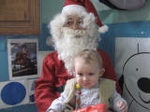 Papa Noel visito a los más pequeños de la guardería la infantil la Balena