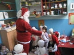 Papa Noel visito a los más pequeños de la guardería la infantil la Balena