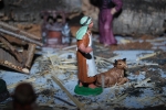 Papa Noel visito a los más pequeños de la guardería la infantil la Balena