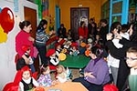 Papa Noel visito a los más pequeños de la guardería la infantil la Balena