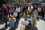 La Ofrenda a la Virgen de la Asunción marca la jornada festiva