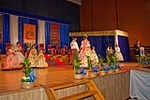 Estela Navarro y Zaira Méndez, falleras de la Sud-Oest