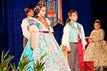 Estela Navarro y Zaira Méndez, falleras de la Sud-Oest