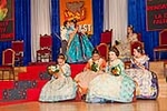 Estela Navarro y Zaira Méndez, falleras de la Sud-Oest