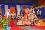 Estela Navarro y Zaira Méndez, falleras de la Sud-Oest