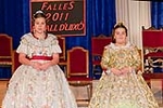 Estela Navarro y Zaira Méndez, falleras de la Sud-Oest