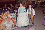 Estela Navarro y Zaira Méndez, falleras de la Sud-Oest