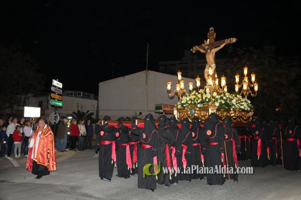 El Cristo del Mar abre las procesiones de la Semana Santa en Burriana.