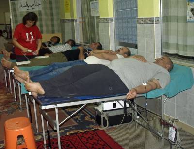Los musulmanes organizan una donacin de sangre multitudinaria