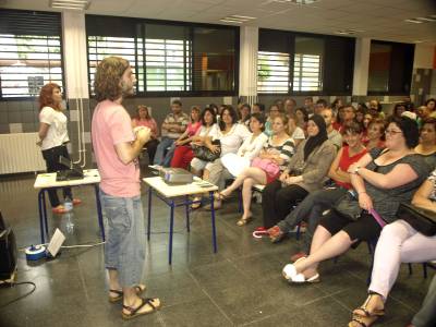 El CEIP Miralcamp graba un cortometraje por la integración