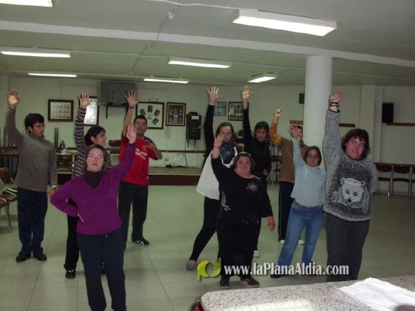 Excelente espectáculo Final de Curso de la Academia de danza y baile moderno On! dance