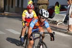 Alta participación y buena respuesta de los vecinos en la disputa del I Premi La Vilavella \'Estem per l\'Esport\' de ciclismo