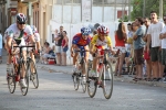 Alta participación y buena respuesta de los vecinos en la disputa del I Premi La Vilavella \'Estem per l\'Esport\' de ciclismo