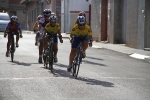 Alta participación y buena respuesta de los vecinos en la disputa del I Premi La Vilavella \'Estem per l\'Esport\' de ciclismo