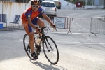 Alta participación y buena respuesta de los vecinos en la disputa del I Premi La Vilavella \'Estem per l\'Esport\' de ciclismo