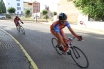 Alta participación y buena respuesta de los vecinos en la disputa del I Premi La Vilavella \'Estem per l\'Esport\' de ciclismo