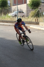 Alta participación y buena respuesta de los vecinos en la disputa del I Premi La Vilavella \'Estem per l\'Esport\' de ciclismo