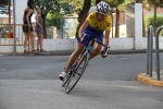 Alta participación y buena respuesta de los vecinos en la disputa del I Premi La Vilavella \'Estem per l\'Esport\' de ciclismo