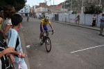 Alta participación y buena respuesta de los vecinos en la disputa del I Premi La Vilavella \'Estem per l\'Esport\' de ciclismo