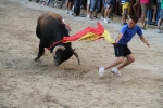 'El bou s lo de menos' y 'Les Bourrianeres' ponen la fiesta taurina