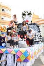 El Club 53 triunfa en la Batalla de Flores.
