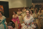  El desfile oficial de las falleras precede la exaltación del Teatre Payà.