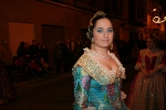  El desfile oficial de las falleras precede la exaltación del Teatre Payà.