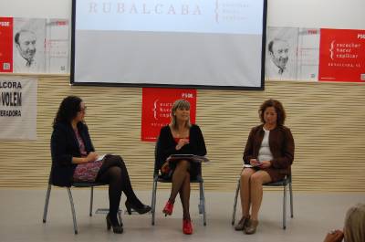 Susana Ros: 'La apuesta del PSOE por la igualdad contrasta con la discrimiación del PP que sólo tiene dos mujeres de 18 diputados'