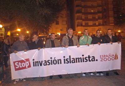 400 personas participan en Onda de la manifestacin de Espaa 2000 contra el islam