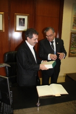 Manuel Borja-Villel recibe la distinción de Hijo Predilecto