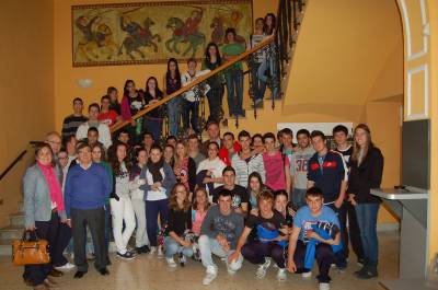 Los alumnos del mdulo de comercio del IES Honori Garca visita el Ayuntamiento