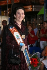 La reina fallera participó en la ofrenda de Alicante.