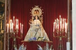 La reina fallera participó en la ofrenda de Alicante.