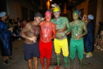 Los disfraces invaden la noche de las fiestas