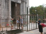 La montà de cadafals anuncia las fiestas de la Misericordia