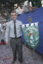 El Club 53 logra el primer premio de la Batalla de Flores.