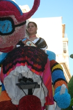 El Club 53 logra el primer premio de la Batalla de Flores.