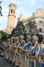 Espectacular desfile de Moros y Cristianos