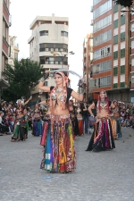 Espectacular desfile de Moros y Cristianos