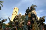Espectacular desfile de Moros y Cristianos
