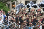 Espectacular desfile de Moros y Cristianos