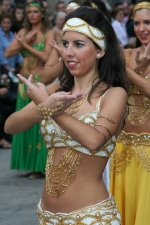 Espectacular desfile de Moros y Cristianos