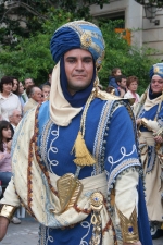 Espectacular desfile de Moros y Cristianos